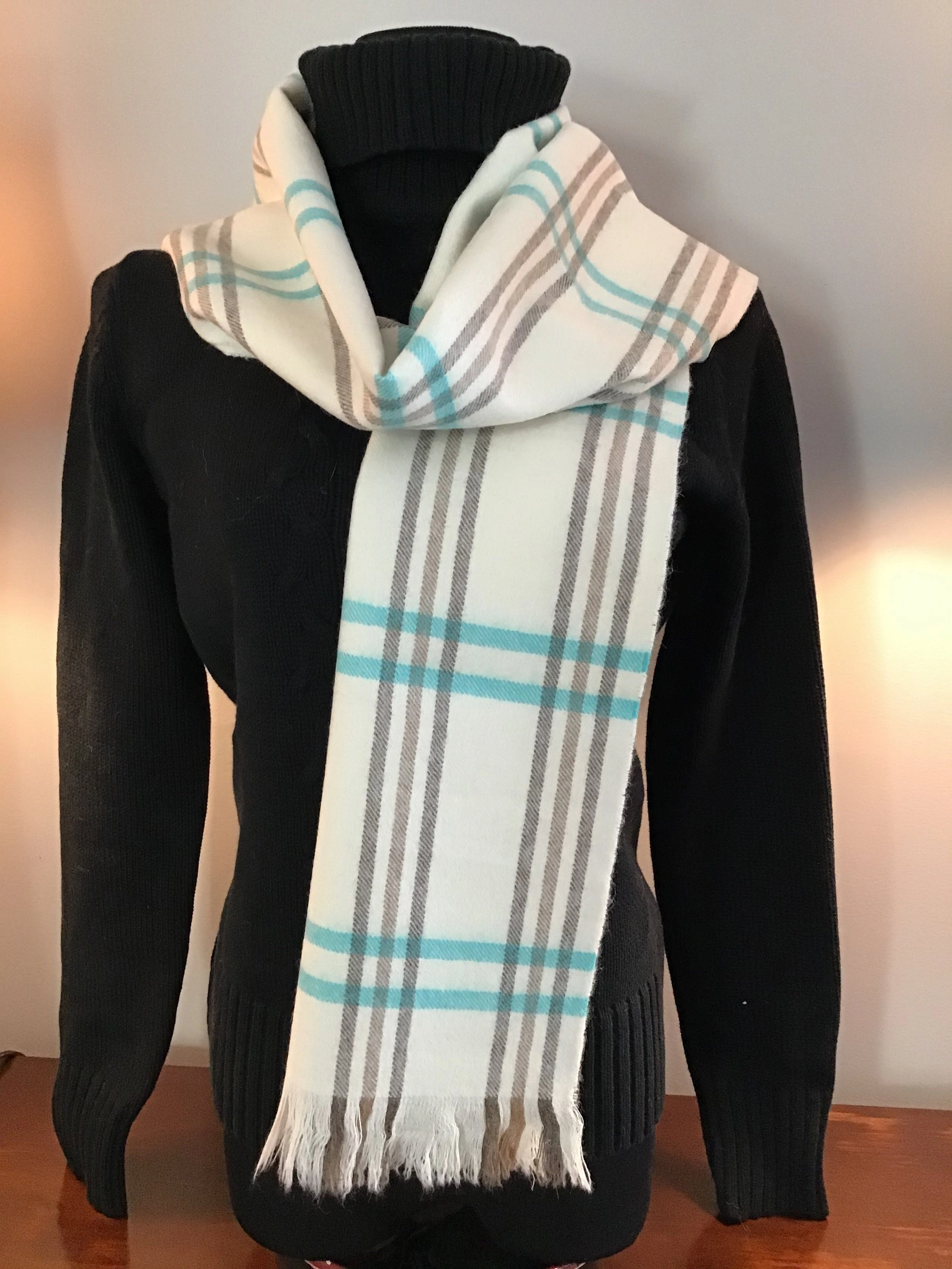 Luxurious Alpaca Scarf – Silky Soft & Remarkably Warm Comfort.
